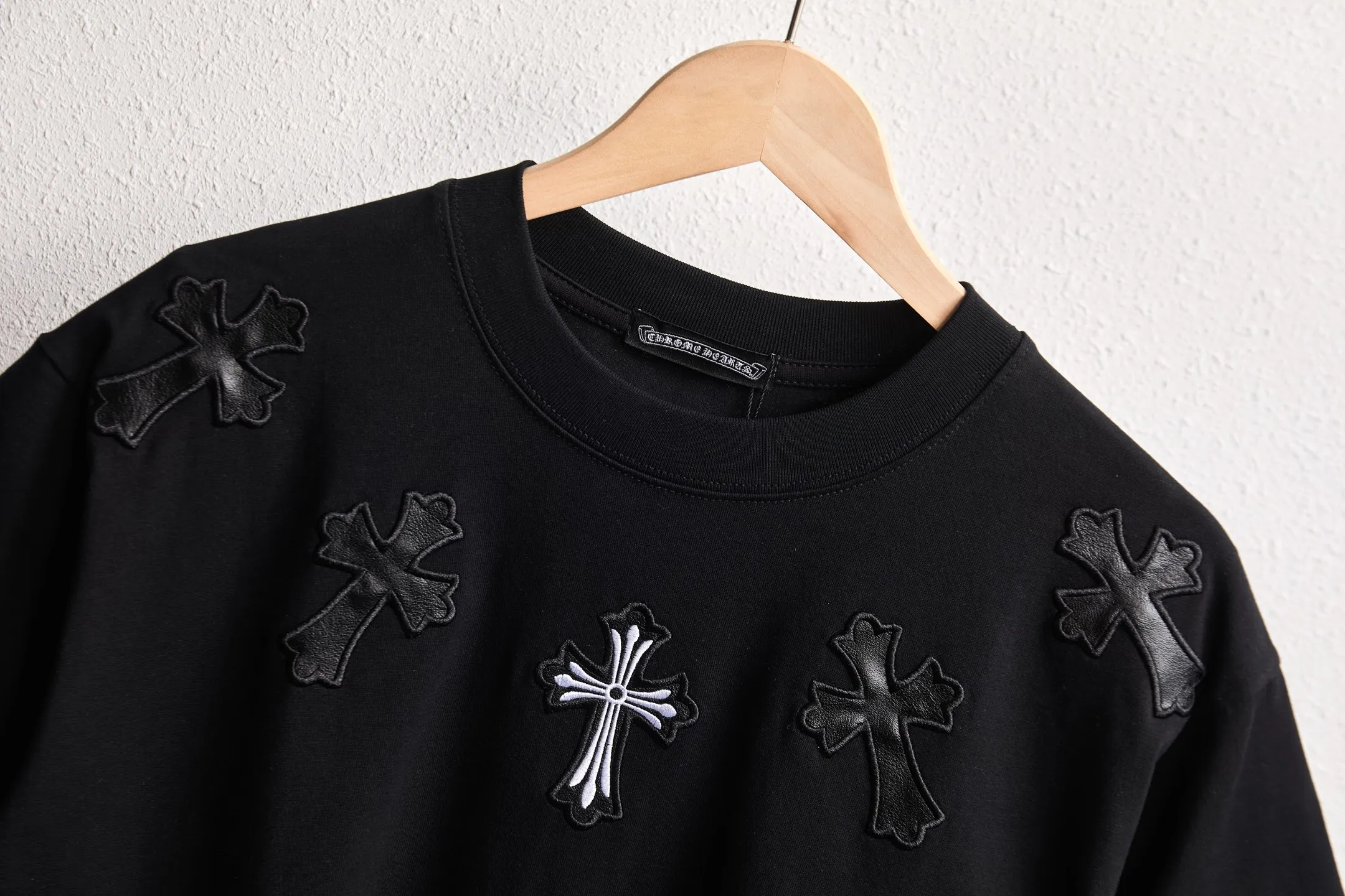 TM ： 32 ： Hot Sale os ：Black White Size：S M L XL